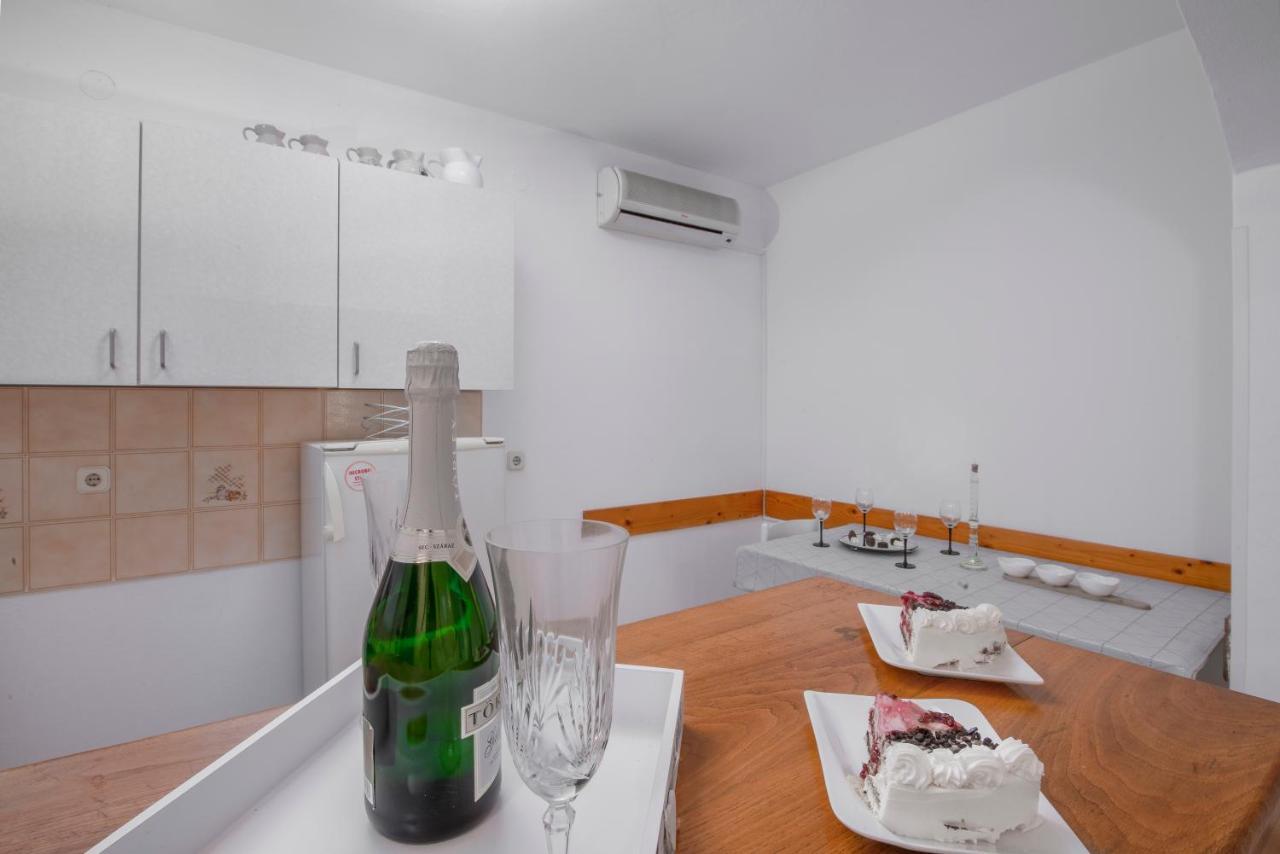 Apartment Palma พูลา ภายนอก รูปภาพ