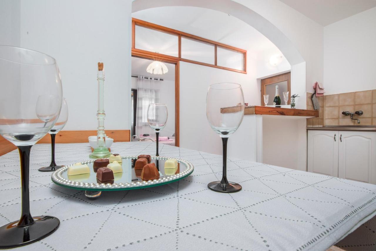 Apartment Palma พูลา ภายนอก รูปภาพ